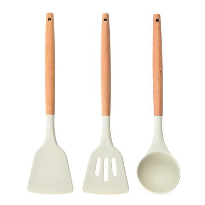 Silicone Kitchen Tools Wooden Handle Kitchenware Set Non stick Pot Wooden Handle Silicone Scoop Kitchen Utensils Set