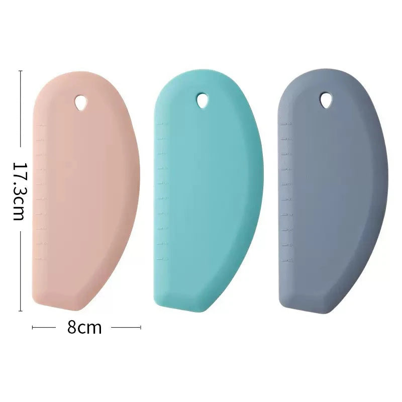 Silicone Dough Scraper with Scale – Multifunctional Baking Tool - Kitchenley