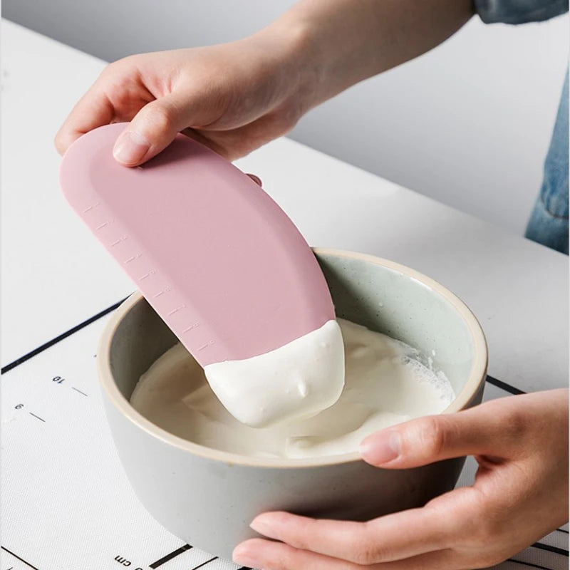 Silicone Dough Scraper with Scale – Multifunctional Baking Tool - Kitchenley
