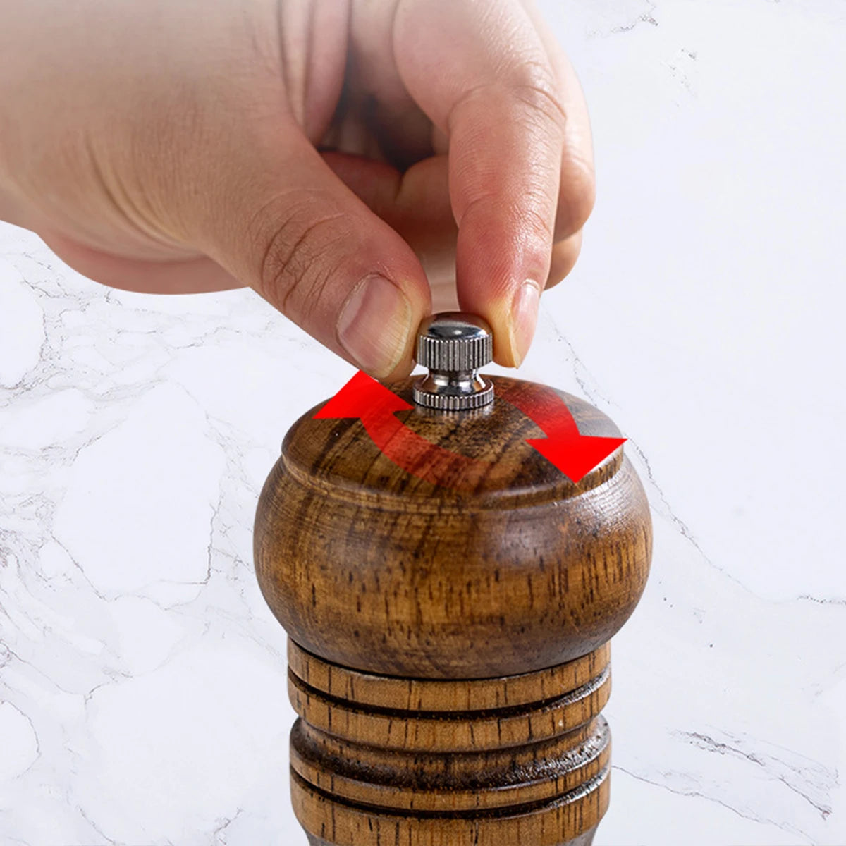 1PC Manual 5 inch 8 inch 10 inch grinder; pepper grinder; oak wood; Sichuan pepper; freshly ground pepper powder; seasoning jar.