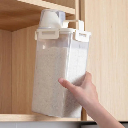 2.5L Four Button Sealed Household Rice Bucket Moisture proof Sealed Storage Canned Rice, Grains and Coarse Grains Storage Box