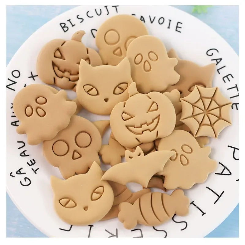8-Piece Halloween Cookie Cutter Set